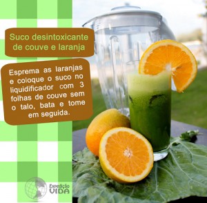 Suco Desintoxicante de laranja e couve